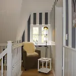Hues Parkleev 1 Holiday home